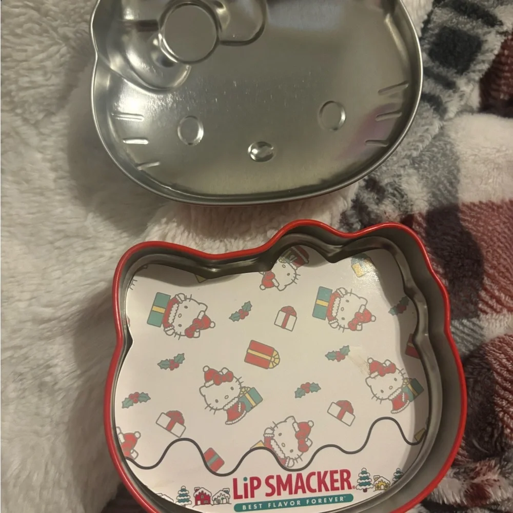 Hello Kitty X Lip Smacker metal tin case
